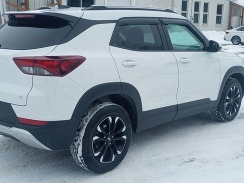 Used 2022 Chevrolet TrailBlazer LT w/ Driver Confidence Package image 7