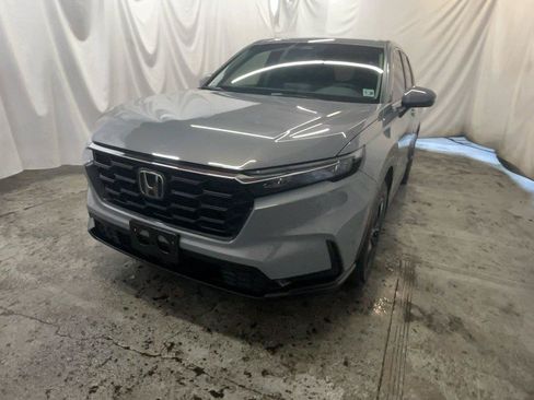 Used 2023 Honda CR-V LX image 16