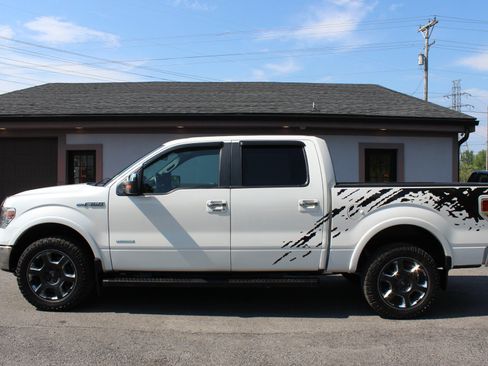 Used 2014 Ford F150 Lariat w/ Equipment Group 502A Luxury AWD/4WD image 19