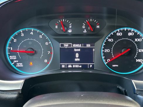 Used 2023 Chevrolet Traverse LT FWD image 25