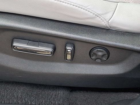 Used 2019 Honda CR-V EX-L image 11