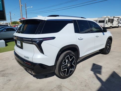 New 2026 Chevrolet Traverse High Country w/ LPO, Floor Liner Package image 4