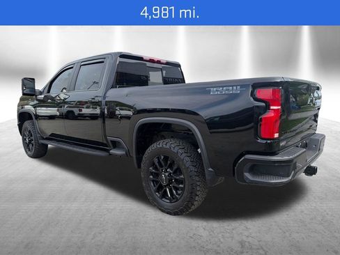 Used 2026 Chevrolet Silverado 2500 LT w/ Trail Boss Package AWD/4WD image 3
