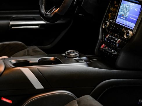 Used 2022 Ford Mustang Shelby GT500 w/ Technology Package image 55