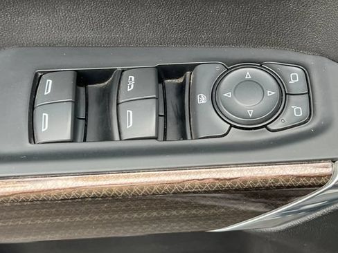 Used 2022 Chevrolet Silverado 1500 RST w/ Bed Protection Package RWD image 12