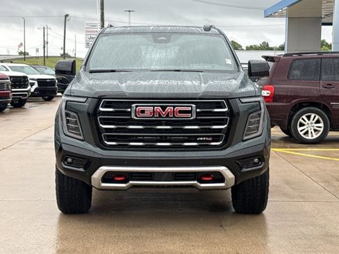 New 2026 GMC Yukon AT4 w/ AT4 Premium Plus Package AWD/4WD image 15