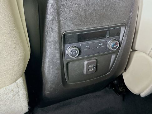 Used 2024 Buick Enclave Essence w/ Experience Buick Package AWD/4WD image 33