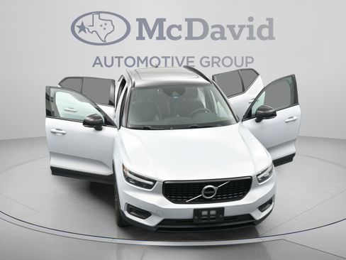 Used 2020 Volvo XC40 T5 R-Design w/ Protection Package Premier AWD/4WD image 43
