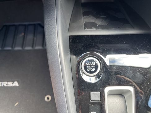 New 2025 Nissan Versa SR w/ Trunk Package image 27