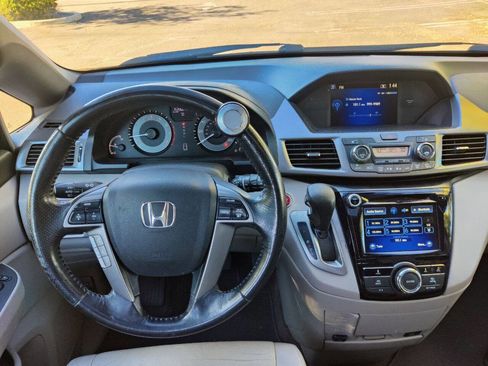 Used 2014 Honda Odyssey EX-L image 10