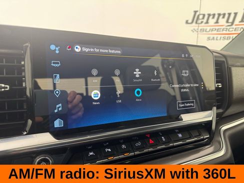 Used 2025 Chevrolet Silverado 1500 High Country w/ Technology Package image 21