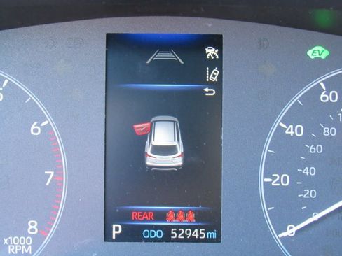 Used 2024 Toyota Corolla Cross SE image 18