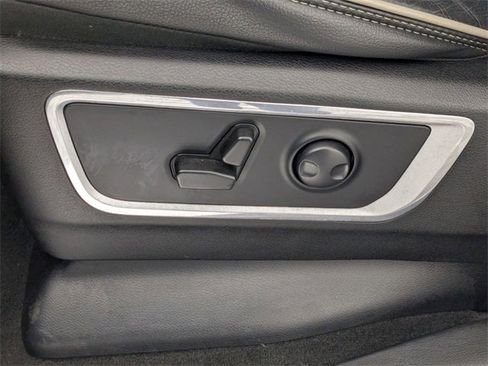 Used 2022 RAM 1500 Laramie image 14