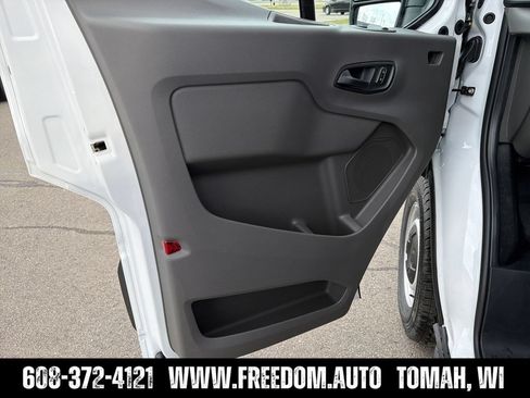 New 2026 Ford Transit 250 148 Medium Roof RWD image 10