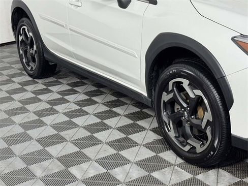 Used 2022 Subaru Crosstrek 2.5i Limited w/ Moonroof Package 2 image 12