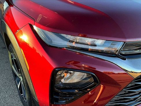 Used 2023 Chevrolet TrailBlazer RS w/ Convenience Package image 29