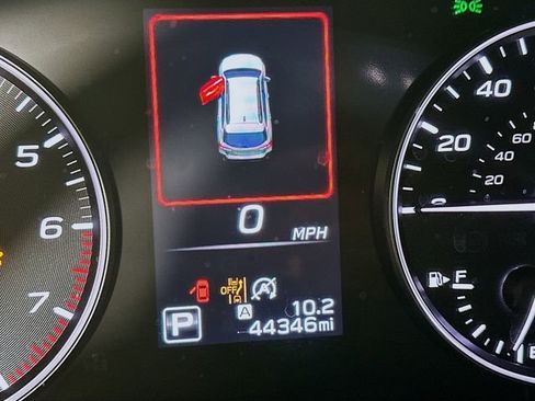 Used 2024 Subaru Outback Premium image 13