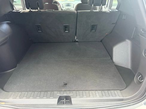 Used 2020 Chevrolet Equinox LT image 21