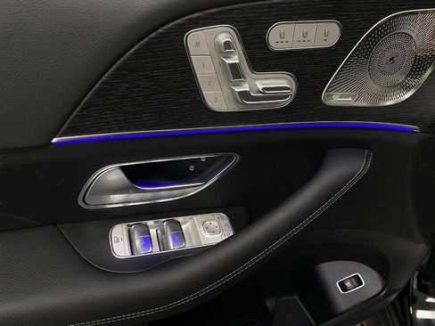 New 2026 Mercedes-Benz GLS 450 4MATIC image 36