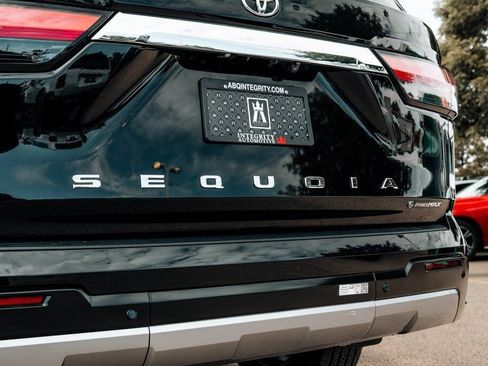Used 2026 Toyota Sequoia Limited AWD/4WD image 16