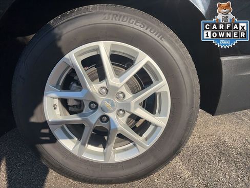 Used 2024 Chevrolet Equinox LT w/ LPO, Floor Liner Package AWD/4WD image 5