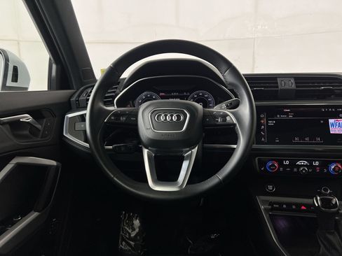 Used 2023 Audi Q3 2.0T Premium Plus AWD/4WD image 16