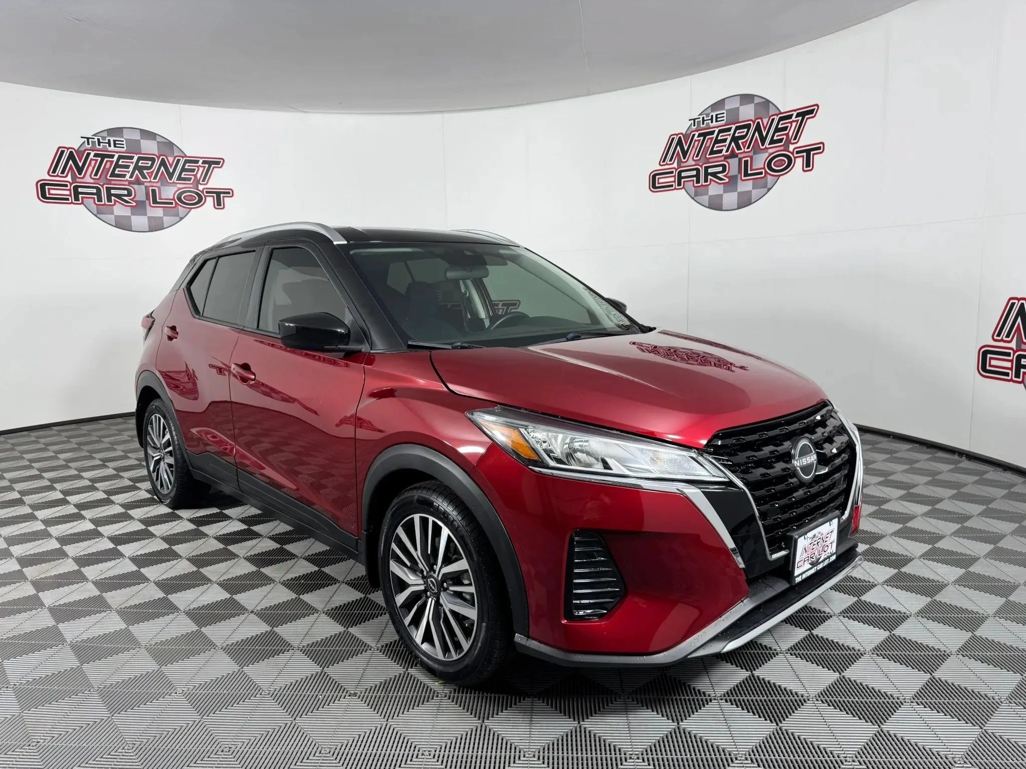 Used 2023 Nissan Kicks SV FWD image 9