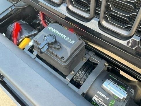 Used 2024 Jeep Gladiator Rubicon w/ Convenience Group image 31