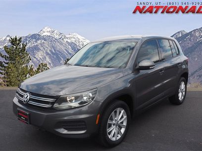 Used 2018 Volkswagen Tiguan Limited w/ Alloy Wheels Package