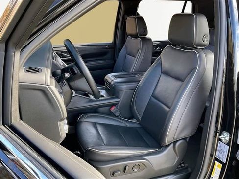 Used 2023 GMC Yukon SLT image 15