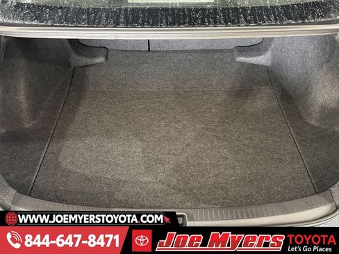 Used 2026 Toyota Corolla LE image 28