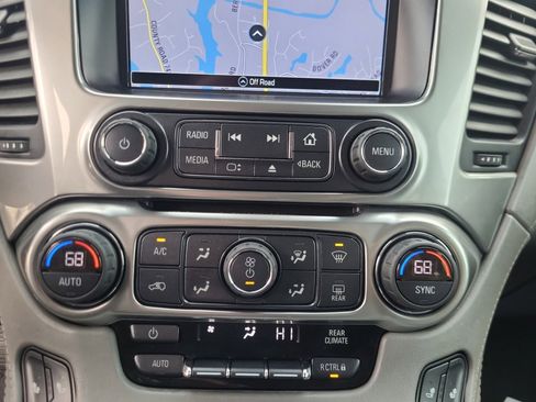 Used 2020 Chevrolet Tahoe LT image 21