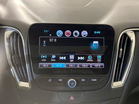 Used 2018 Chevrolet Malibu LT FWD image 8