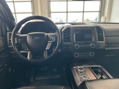 Used 2020 Ford Expedition Max Limited w/ Equipment Group 302A AWD/4WD image 18