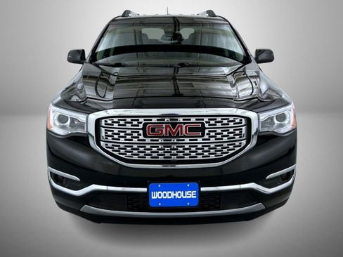 Used 2017 GMC Acadia Denali w/ Technology Package image 2