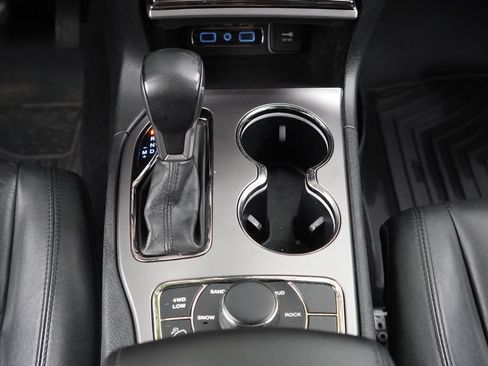Used 2020 Jeep Grand Cherokee Limited X AWD/4WD image 19