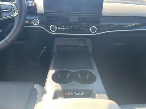 Certified 2025 Honda Prologue Touring image 11