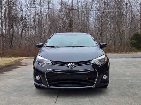 Used 2016 Toyota Corolla S image 2