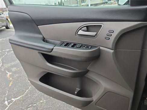 Used 2011 Honda Odyssey Touring image 16
