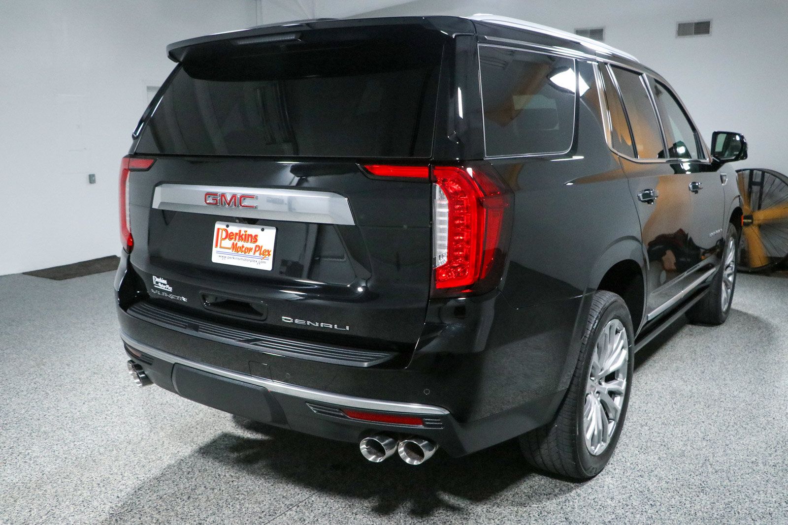 Used 2023 GMC Yukon Denali w/ Max Trailering Package AWD/4WD image 7