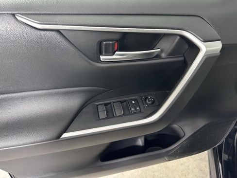 Certified 2022 Toyota RAV4 XLE image 21