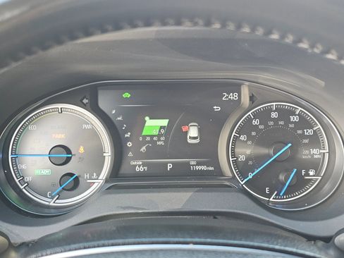 Used 2023 Toyota Venza Nightshade image 9