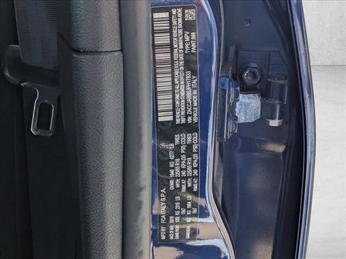 Used 2018 Jeep Renegade Altitude image 24