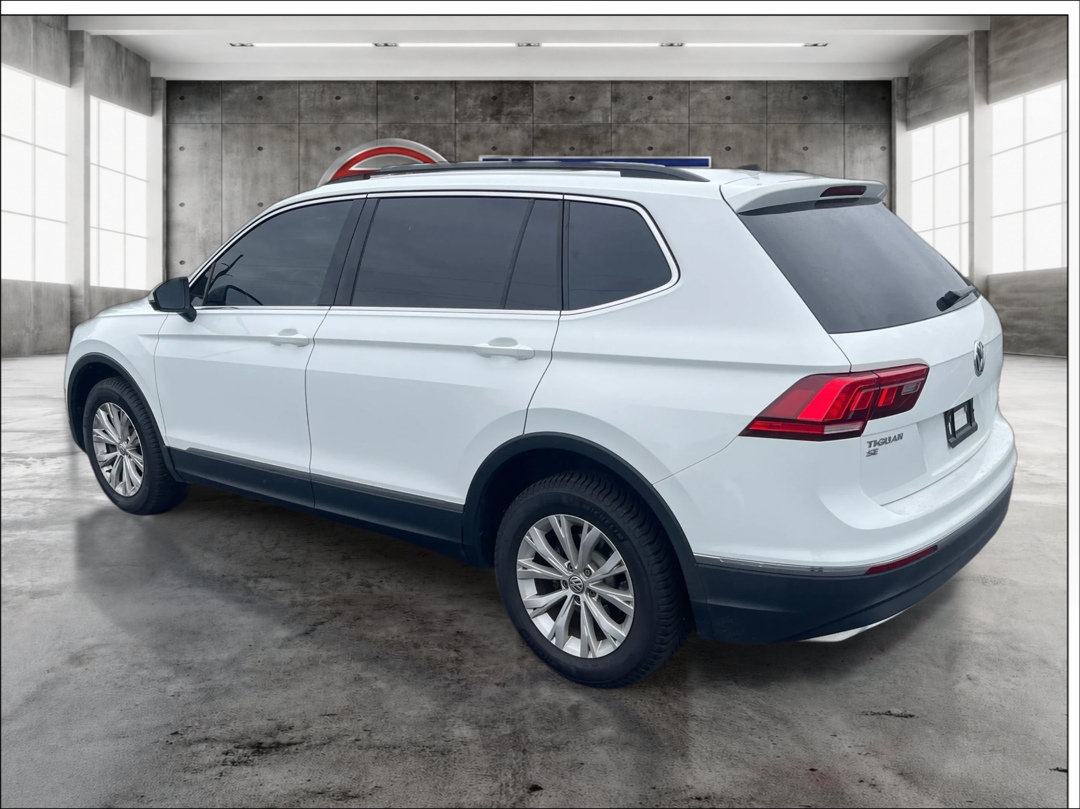 Used 2018 Volkswagen Tiguan SE w/ Panoramic Sunroof Package AWD/4WD image 7
