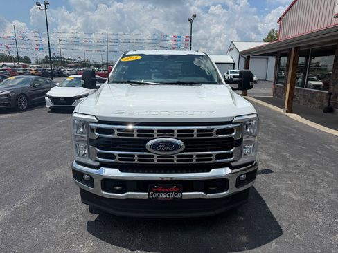 Used 2025 Ford F350 XLT AWD/4WD image 9