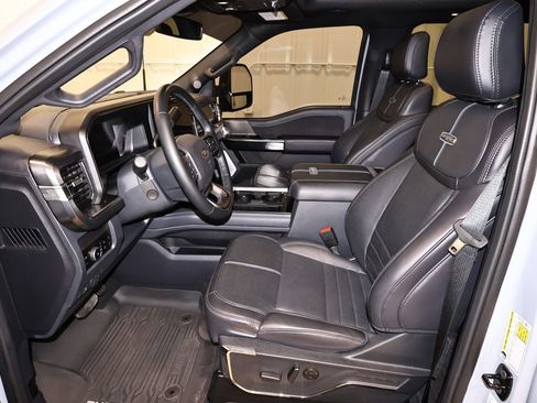 Certified 2026 Ford F250 Platinum AWD/4WD image 13