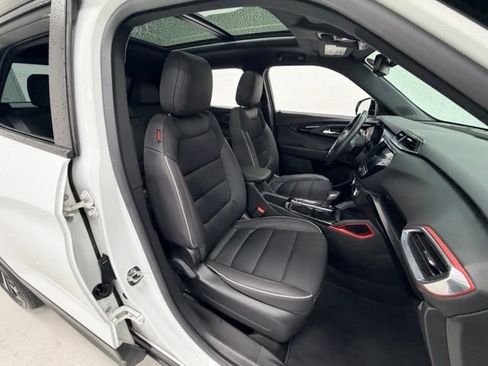 Certified 2023 Chevrolet TrailBlazer RS w/ Sun and Liftgate Package FWD image 25