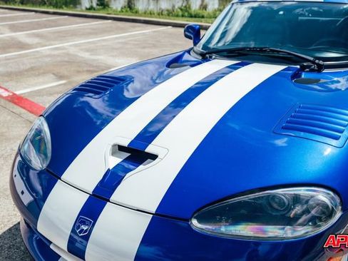 Used 1996 Dodge Viper GTS RWD image 28