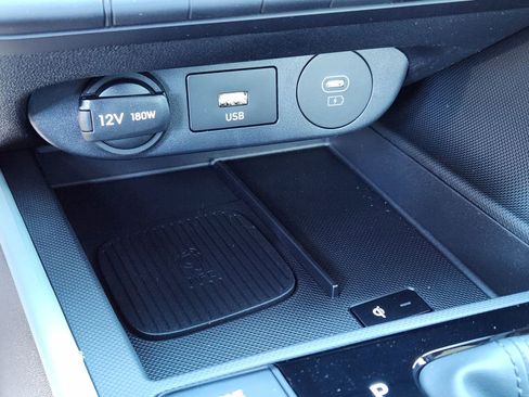 New 2026 Hyundai Elantra Limited image 23