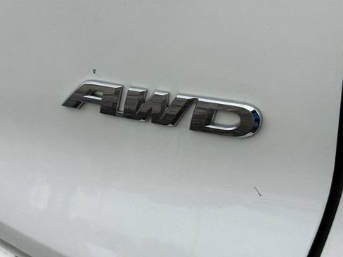 Used 2017 Honda Pilot EX-L image 6